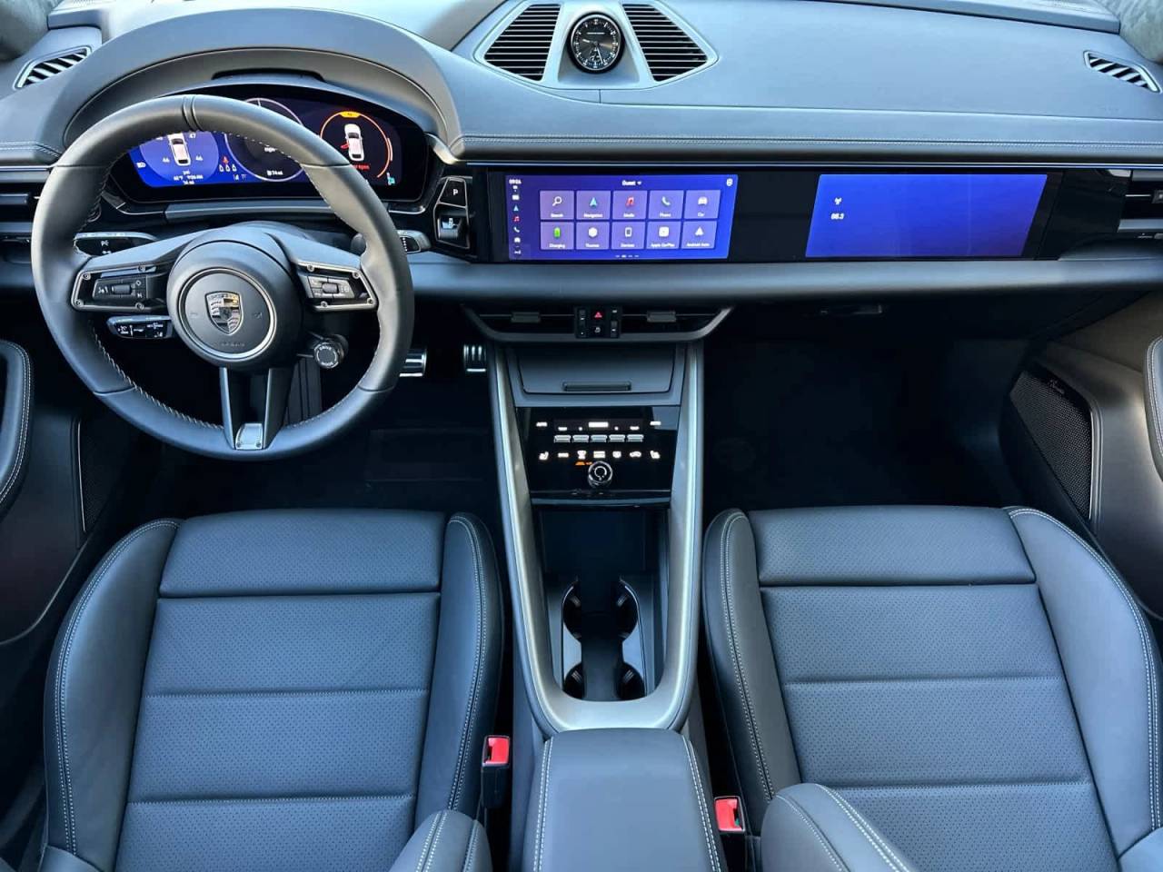 2025 Porsche Macan Electric Turbo