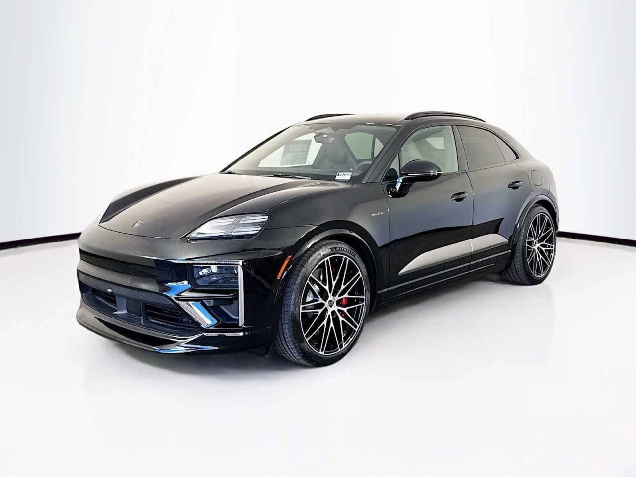 2025 Porsche Macan Electric Turbo