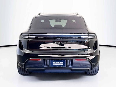 2025 Porsche Macan Electric Turbo