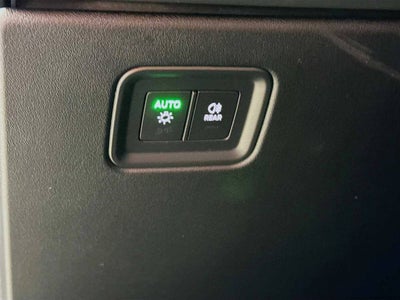 2025 Porsche Macan Electric Turbo