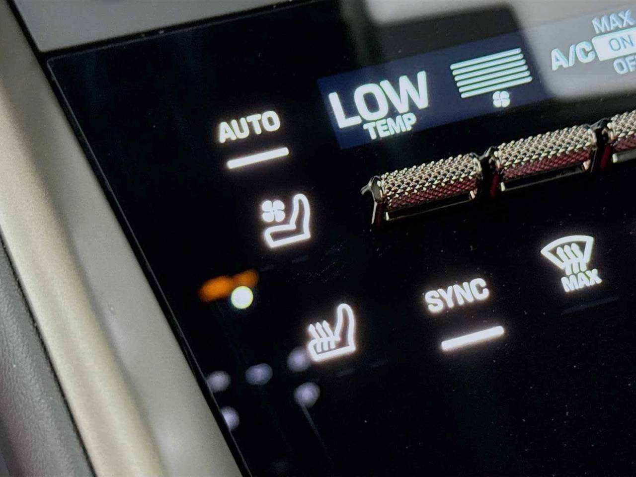 2025 Porsche Macan Electric Turbo