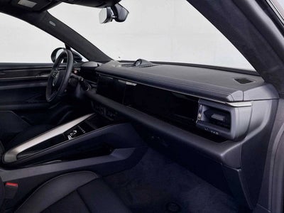 2025 Porsche Macan Electric Turbo