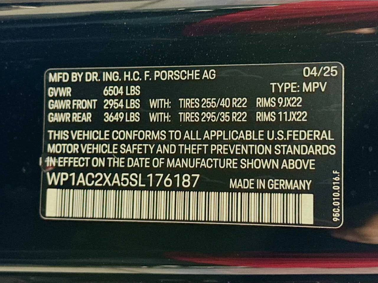 2025 Porsche Macan Electric Turbo