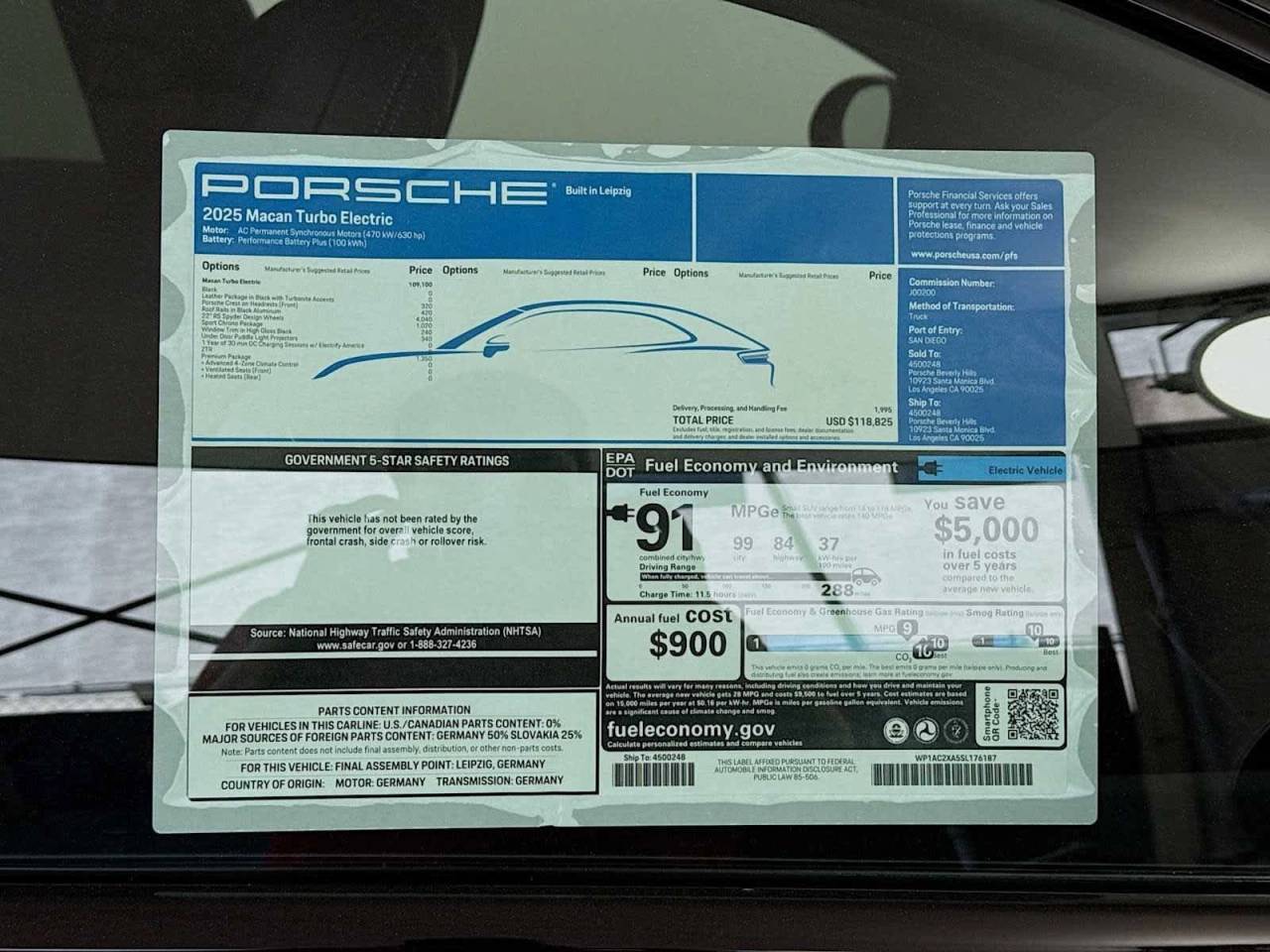 2025 Porsche Macan Electric Turbo