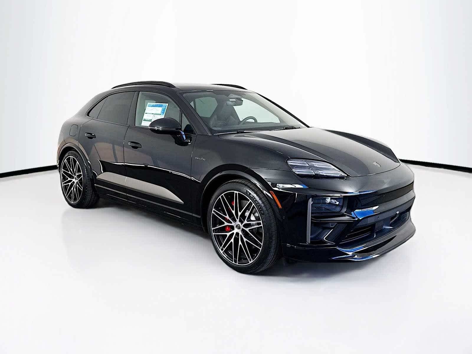 2025 Porsche Macan Macan Turbo Electric