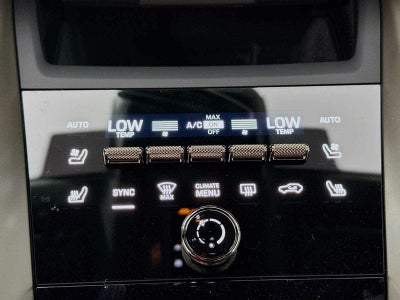 2025 Porsche Macan Macan Turbo Electric