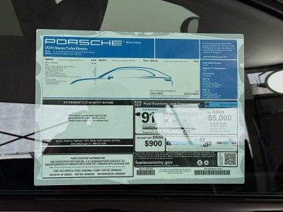 2025 Porsche Macan Macan Turbo Electric