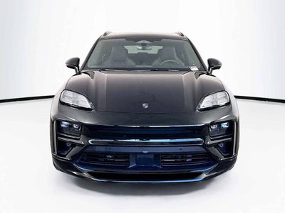 2025 Porsche Macan Electric Turbo