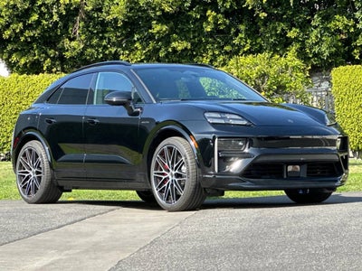 2025 Porsche Macan Electric Turbo