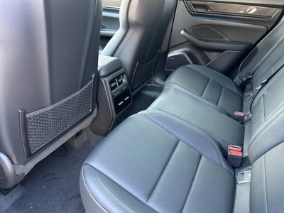 2025 Porsche Macan Electric Turbo