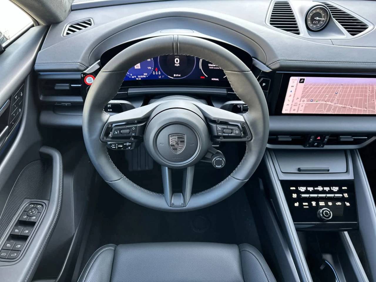 2025 Porsche Macan Electric Turbo