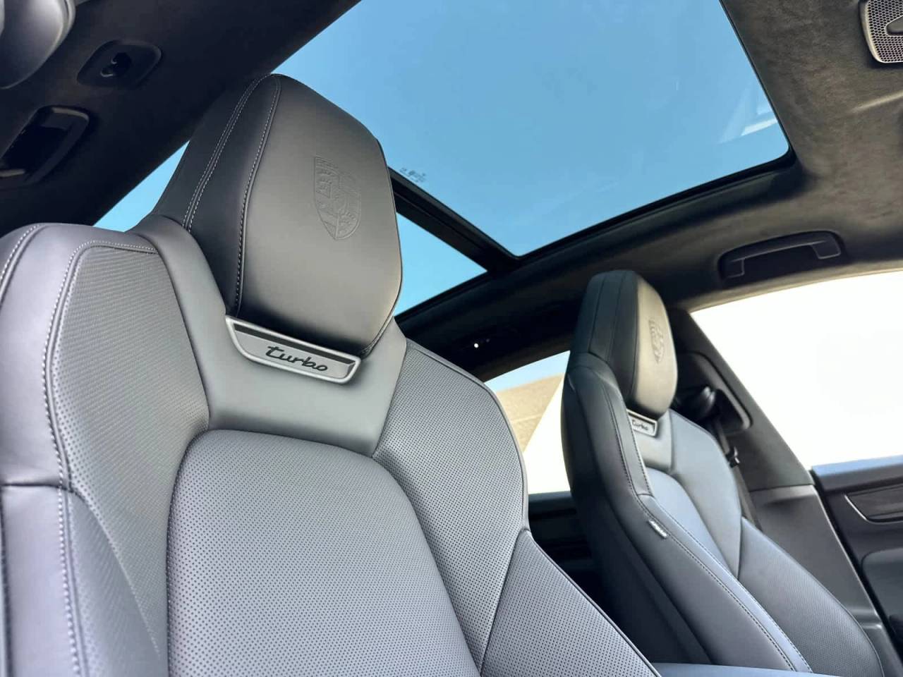 2025 Porsche Macan Electric Turbo