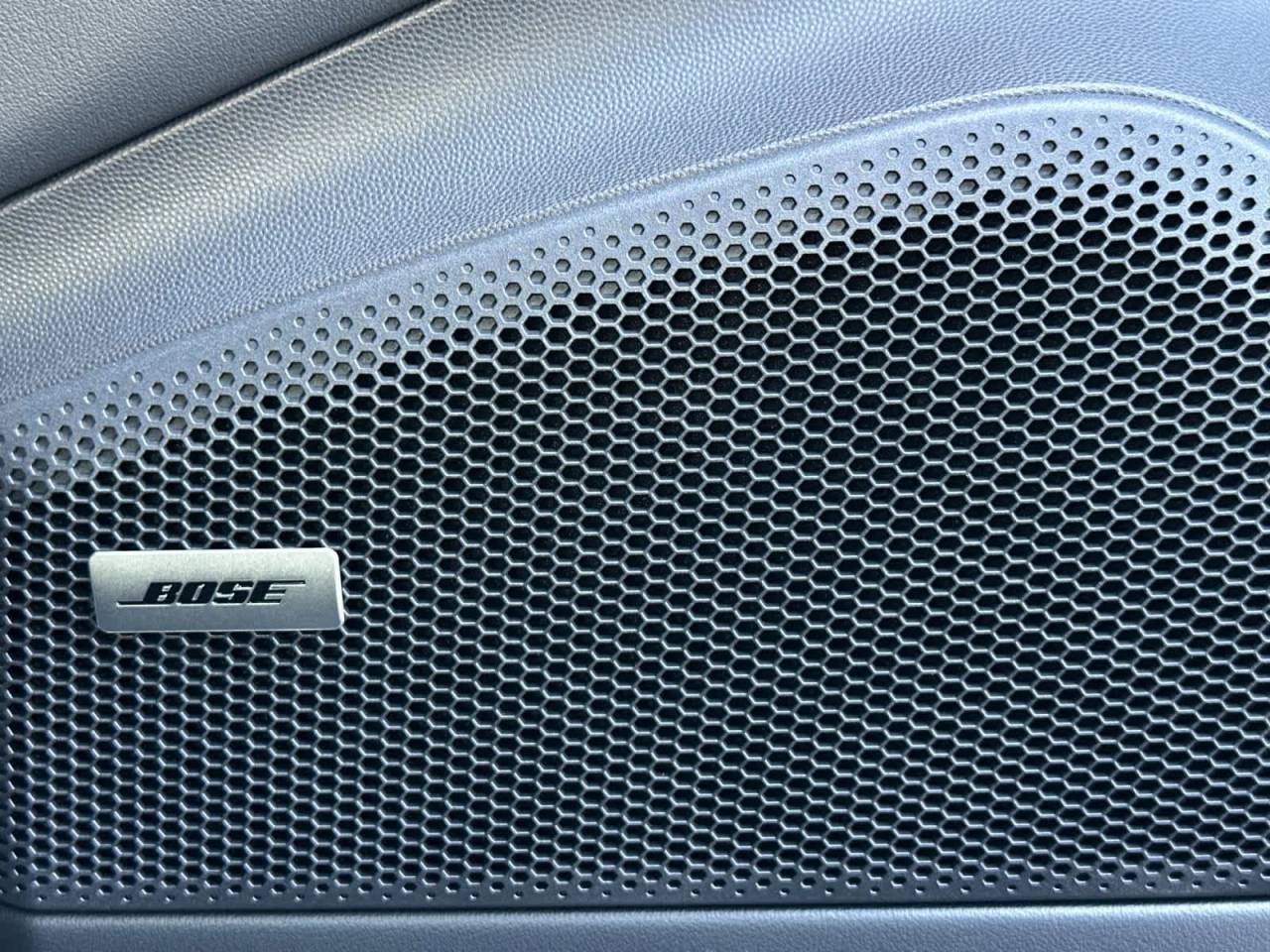 2025 Porsche Macan Electric Turbo