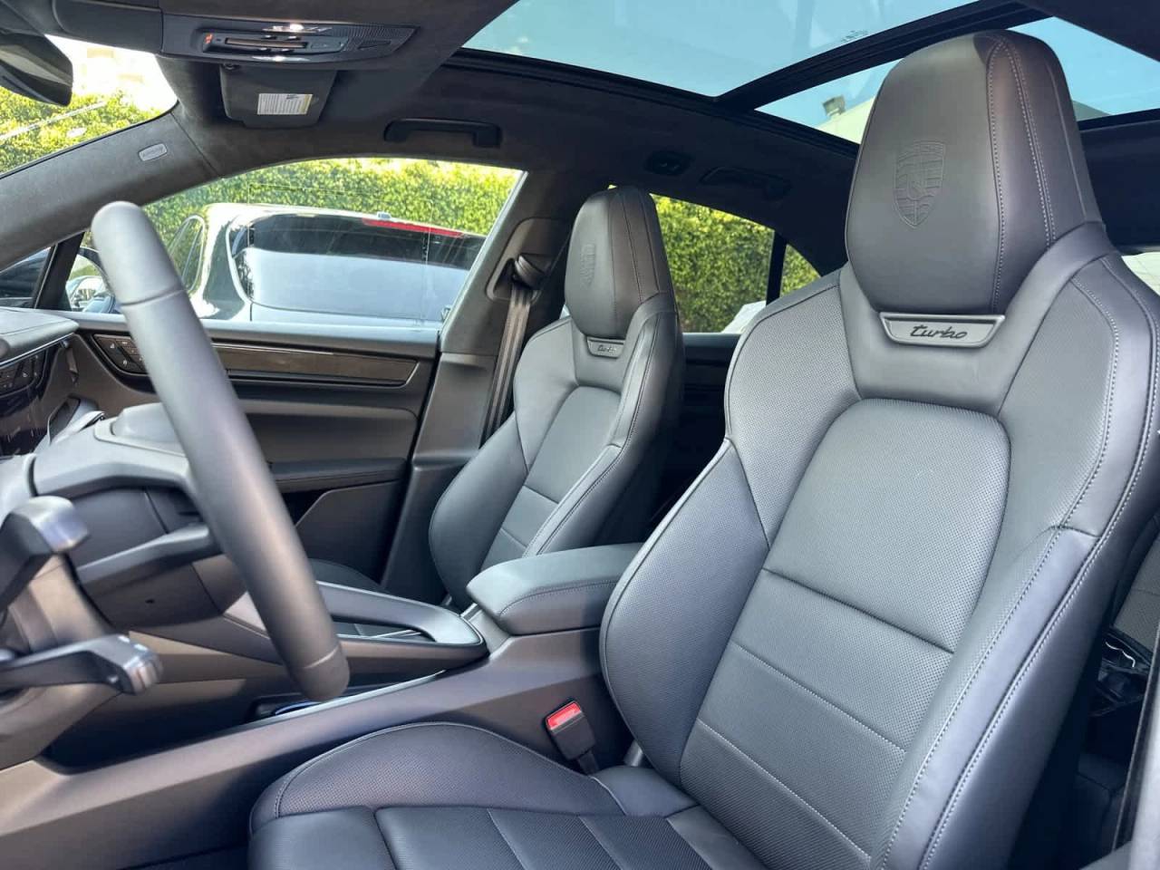 2025 Porsche Macan Electric Turbo