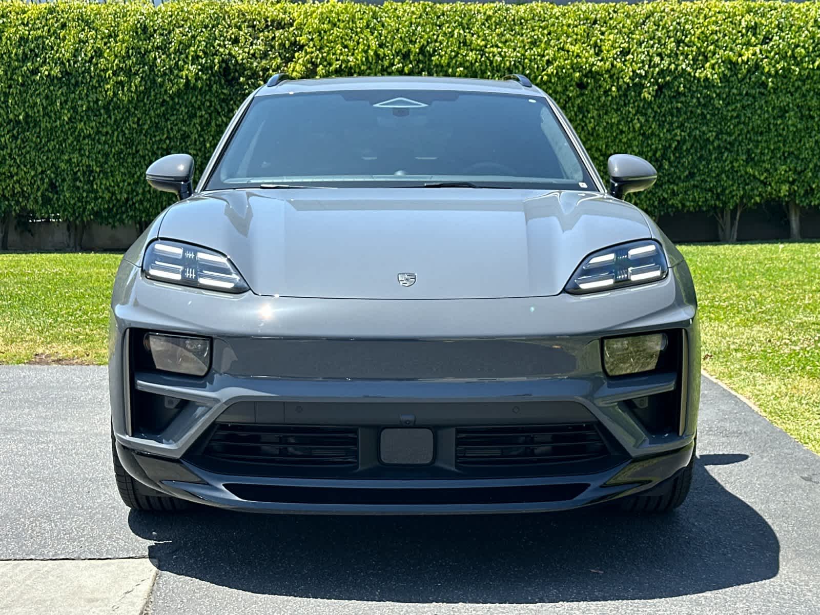 2026 Porsche Macan Turbo Electric
