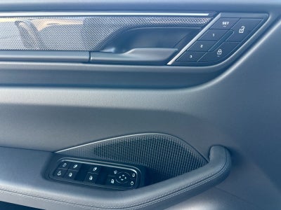2026 Porsche Macan Turbo Electric