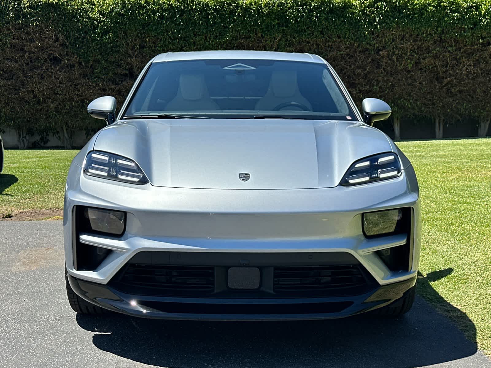 2026 Porsche Macan Macan Turbo Electric