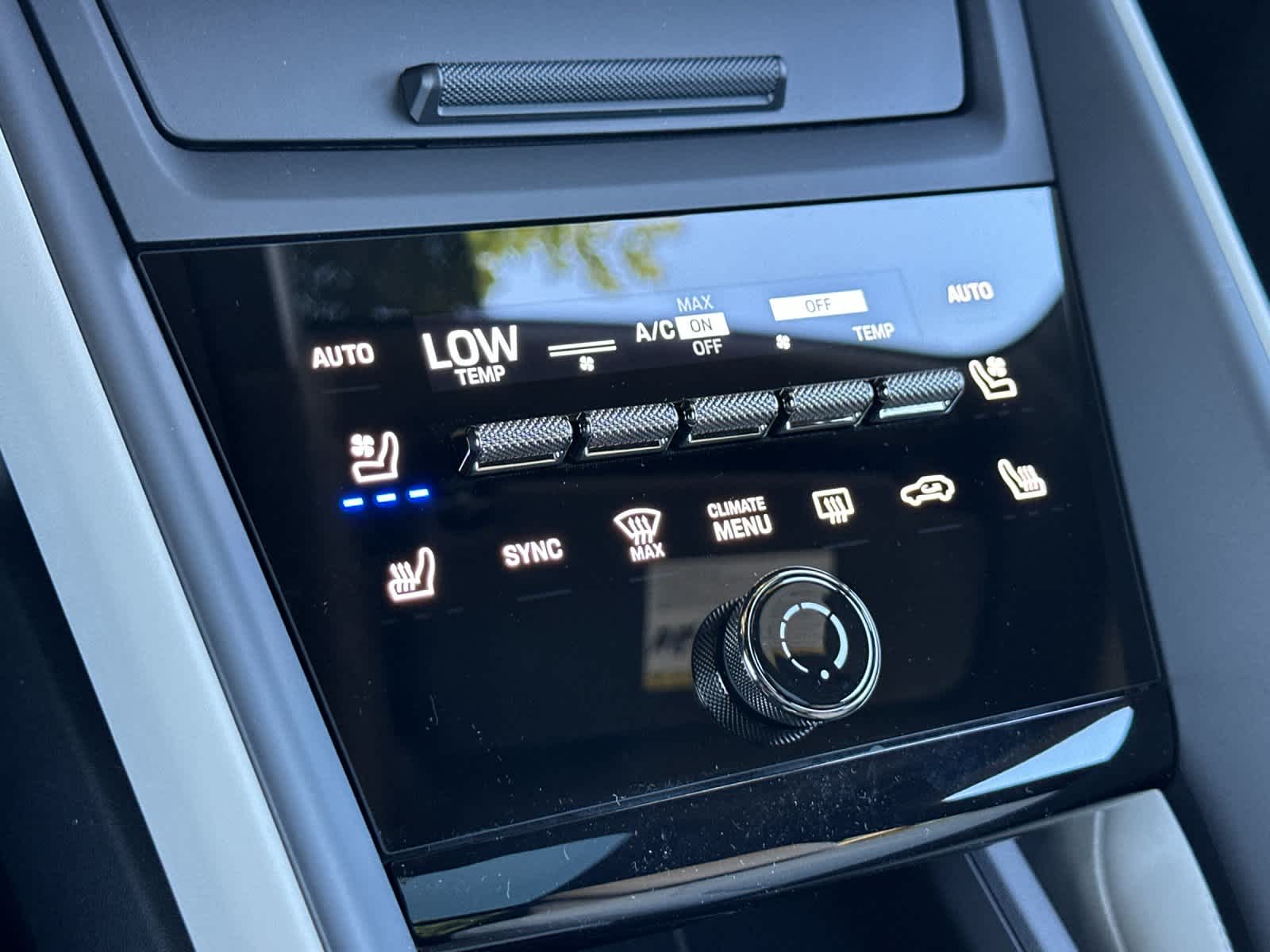 2026 Porsche Macan Macan Turbo Electric