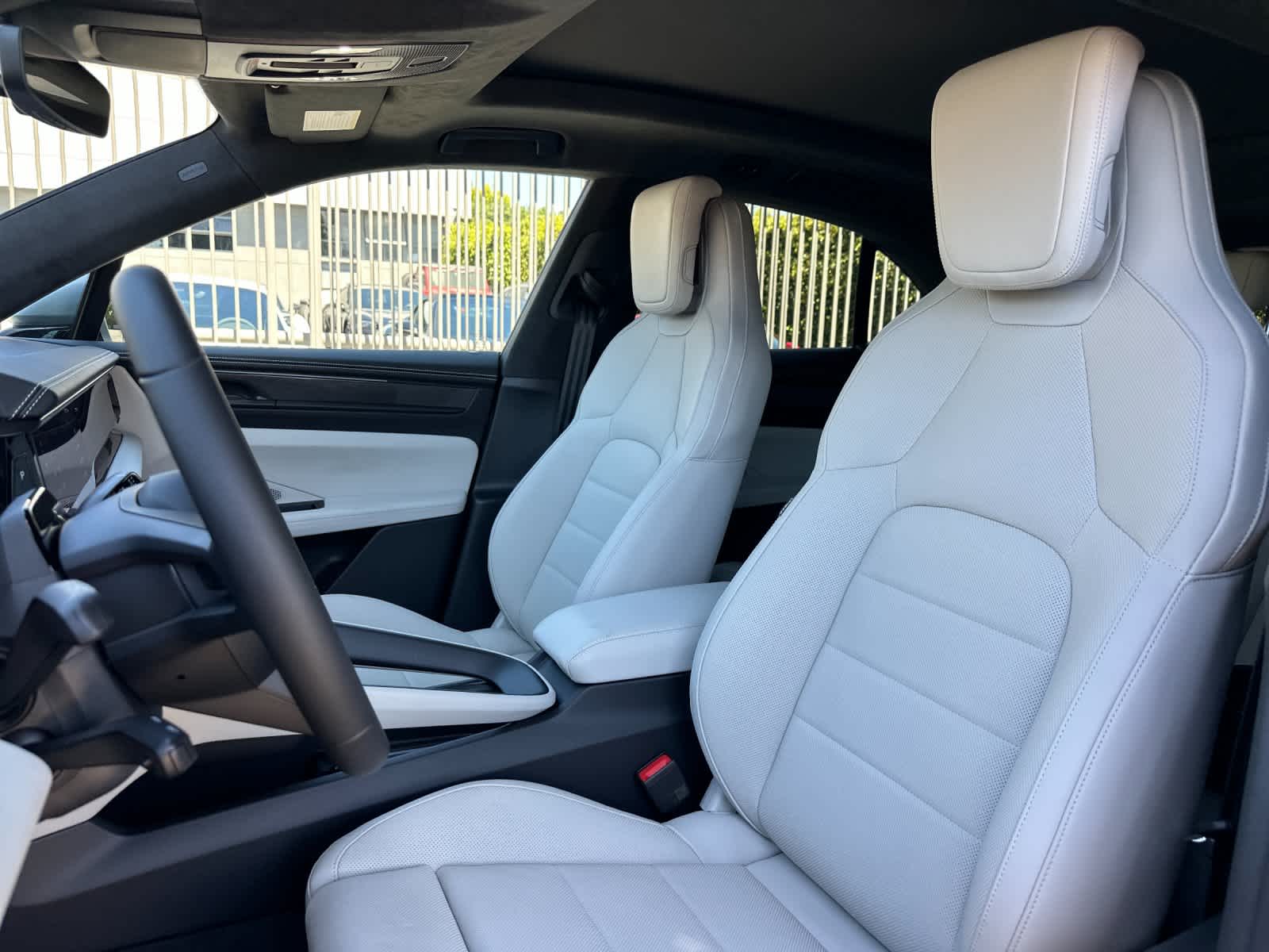 2026 Porsche Macan Macan Turbo Electric