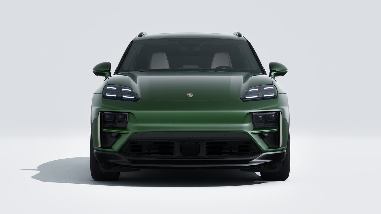 2026 Porsche Macan Macan Turbo Electric