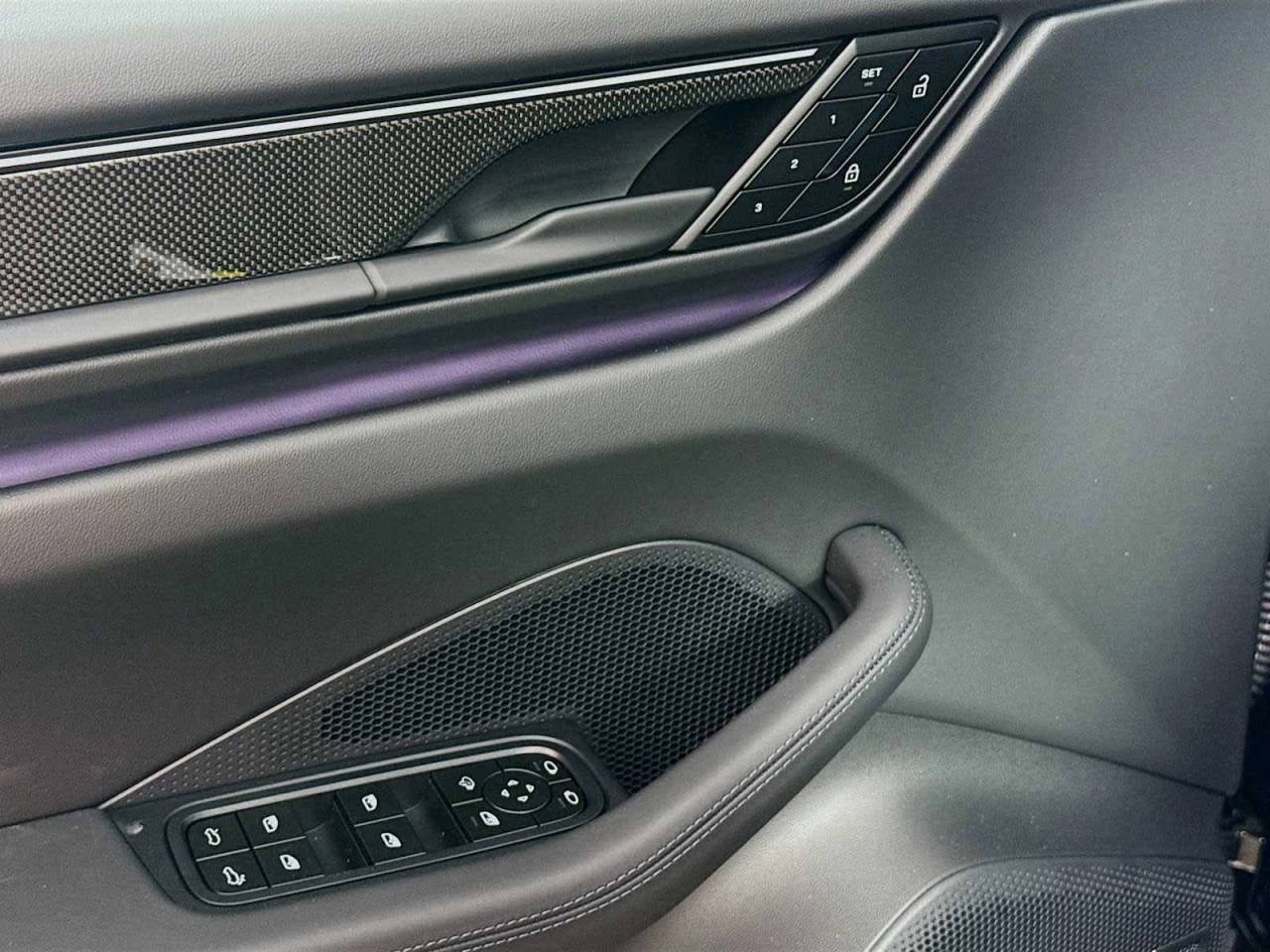 2025 Porsche Macan Electric Turbo