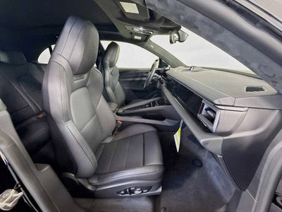 2025 Porsche Macan Electric Turbo