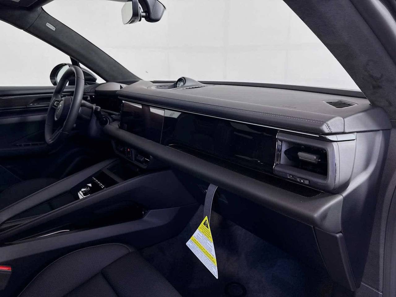 2025 Porsche Macan Electric Turbo