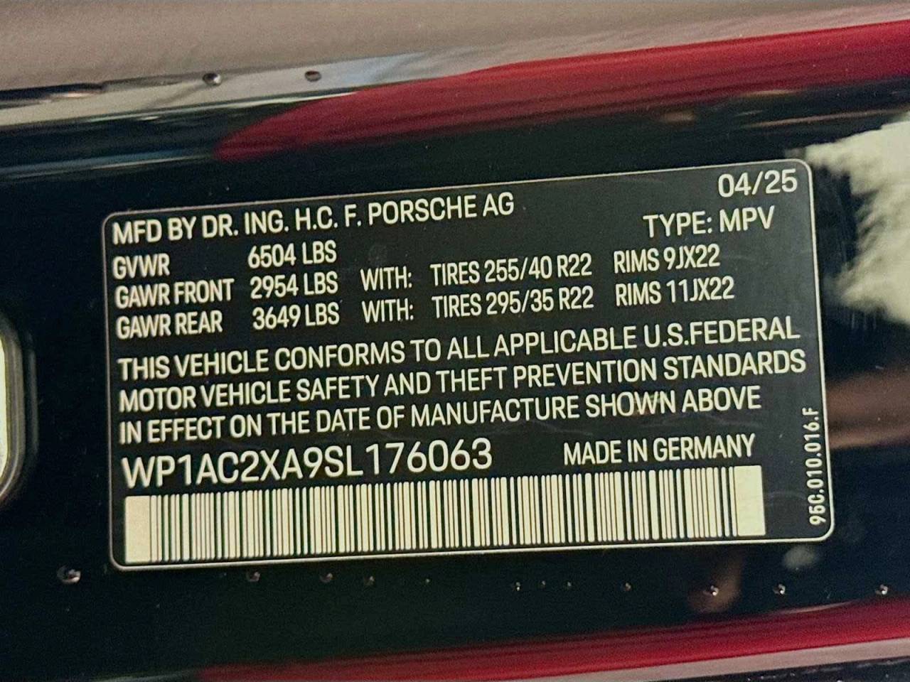 2025 Porsche Macan Electric Turbo