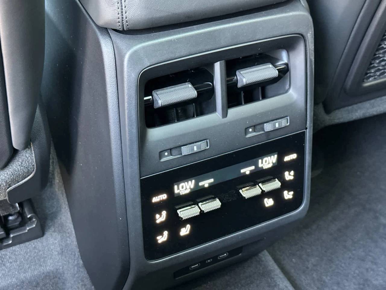 2026 Porsche Macan Turbo Electric