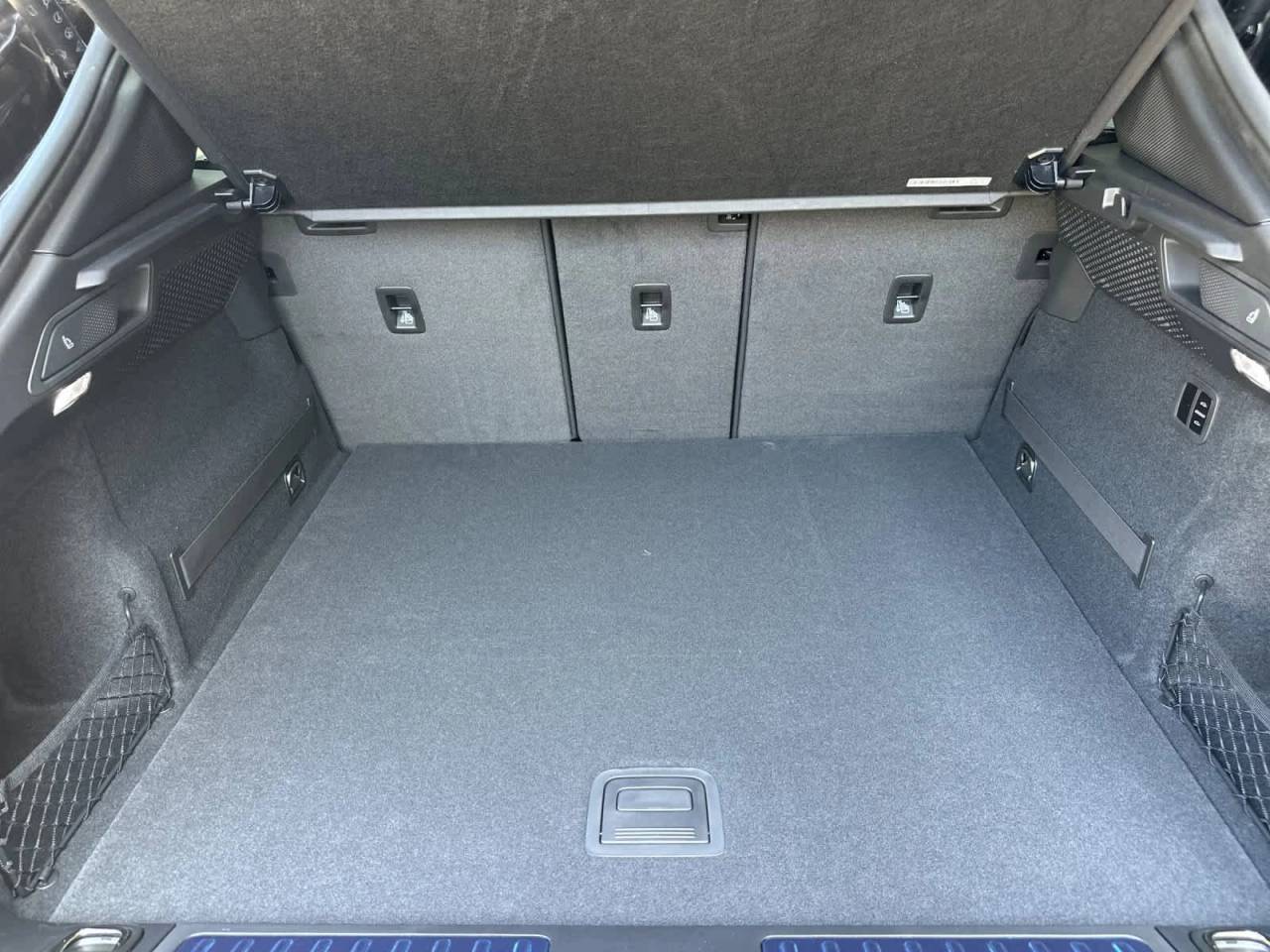 2026 Porsche Macan Turbo Electric