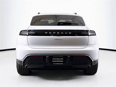 2025 Porsche Macan Electric
