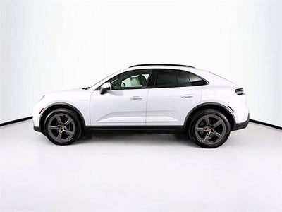 2025 Porsche Macan Electric