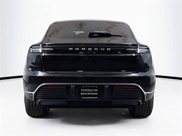 2025 Porsche Macan Electric