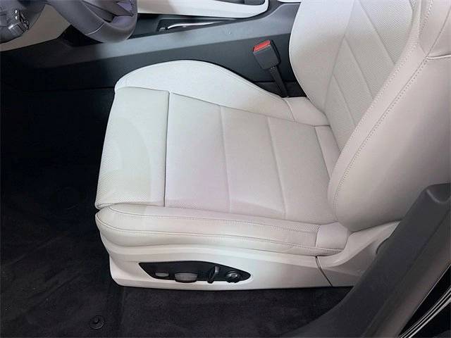 2025 Porsche Macan Electric