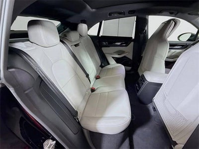 2025 Porsche Macan Electric