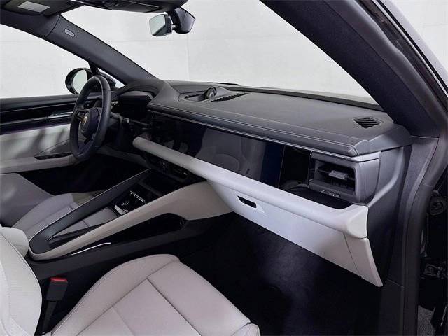 2025 Porsche Macan Electric