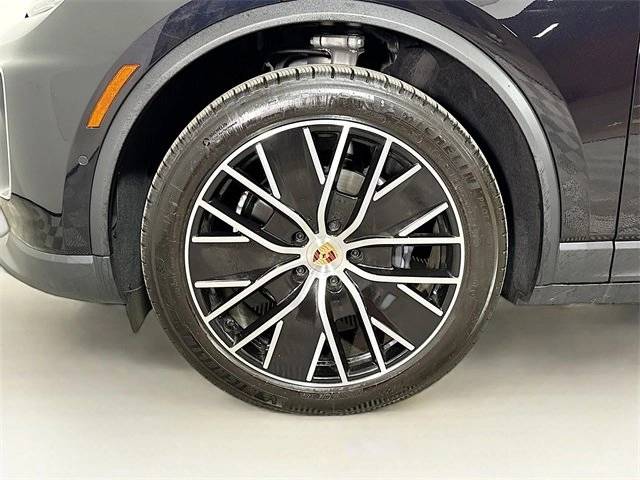 2025 Porsche Macan Electric