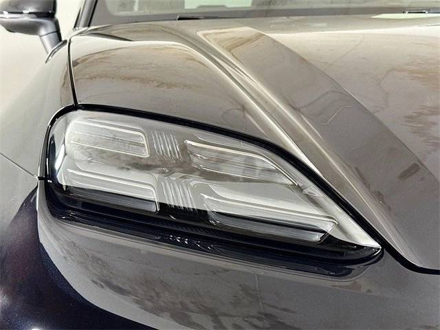 2025 Porsche Macan Electric