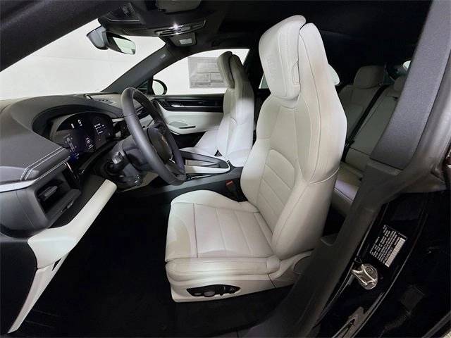 2025 Porsche Macan Electric