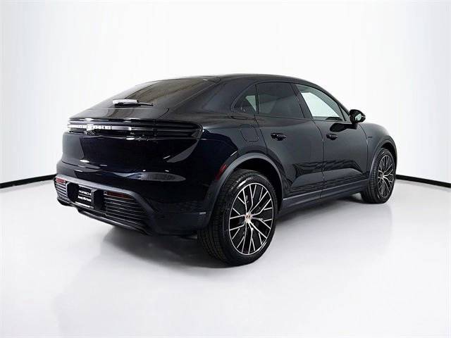 2025 Porsche Macan Electric