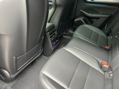 2026 Porsche Macan Electric