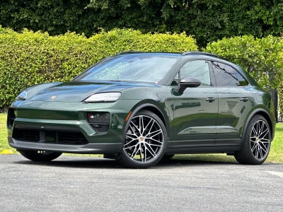 2026 Porsche Macan Macan Electric