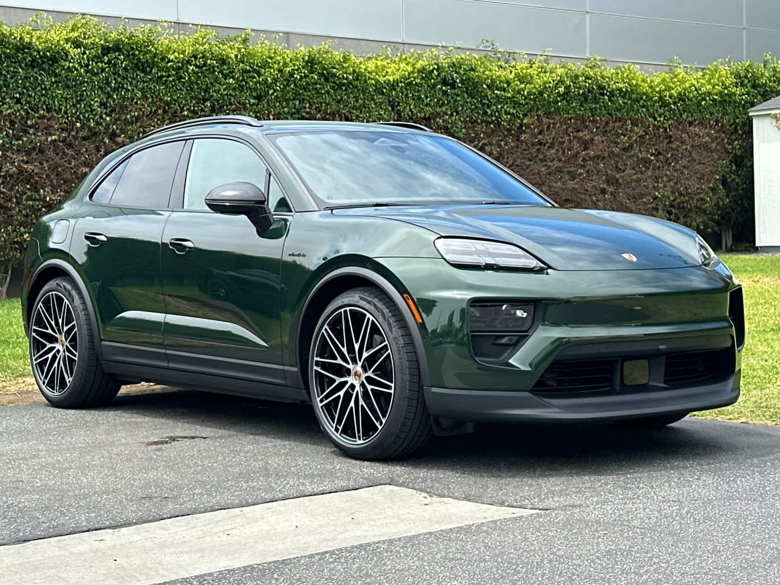 2026 Porsche Macan Macan Electric
