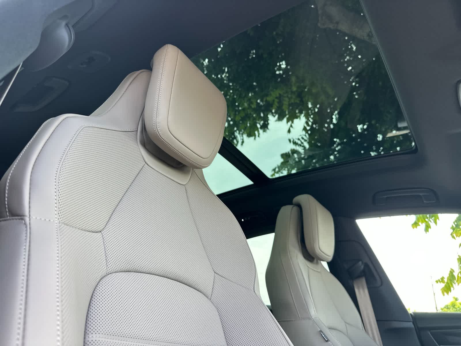 2026 Porsche Macan Macan Electric