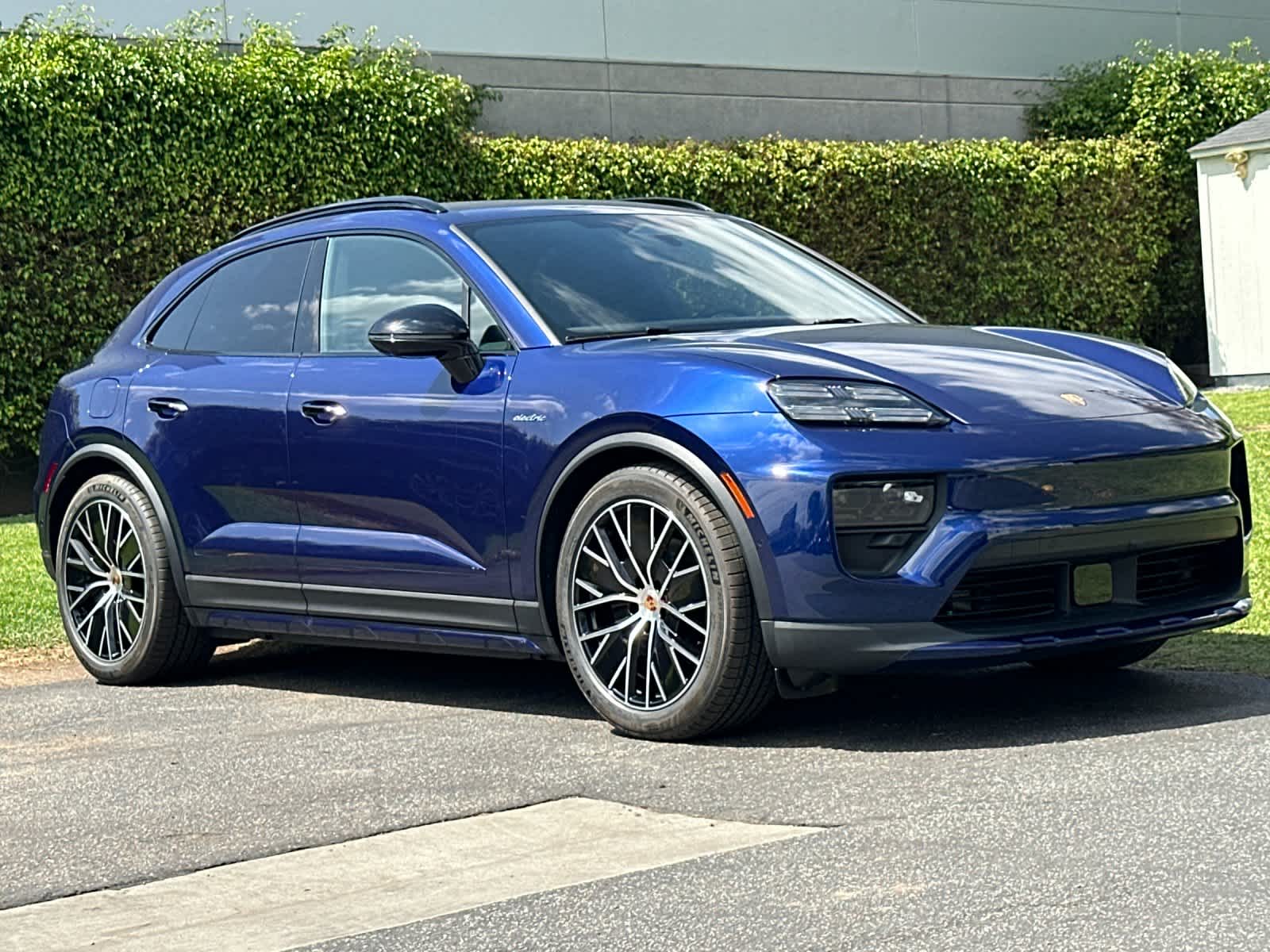 2026 Porsche Macan Macan Electric