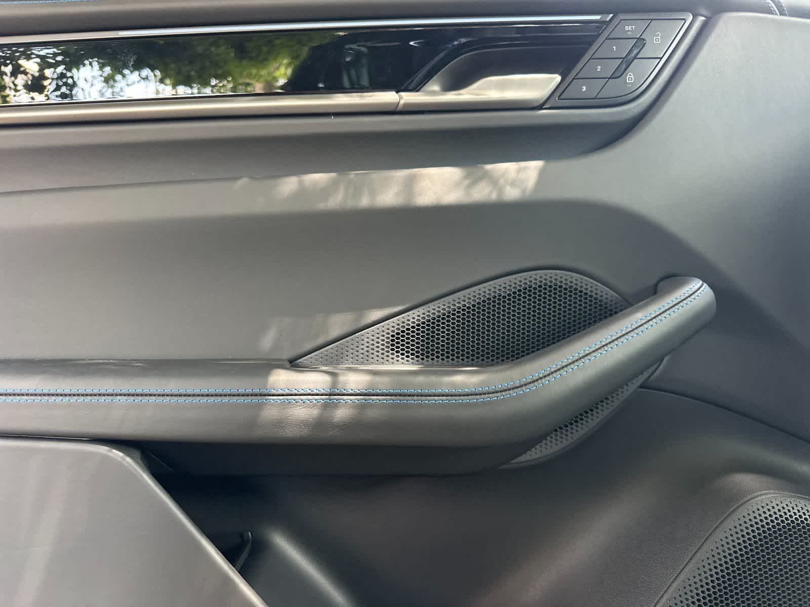 2026 Porsche Macan Macan Electric