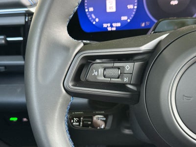 2026 Porsche Macan Macan Electric
