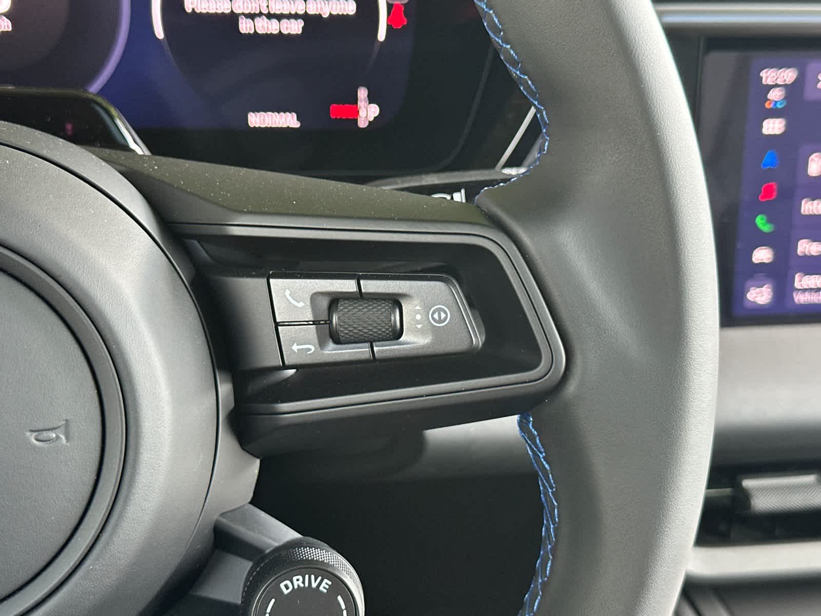2026 Porsche Macan Macan Electric