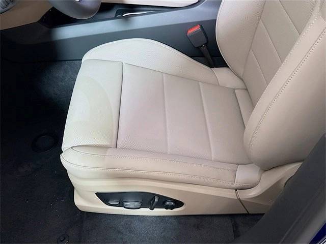 2025 Porsche Macan Electric