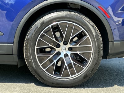 2025 Porsche Macan Electric